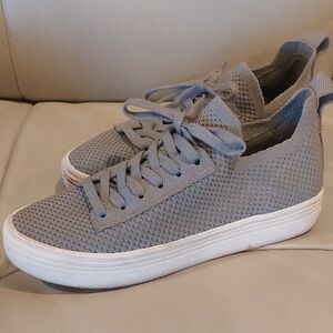 Dolce Vita Women's Gray Sneakers